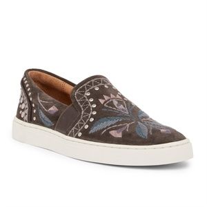 Frye Ivy Embroidered SlipOn Sneaker Shoe NWOT Sz 7